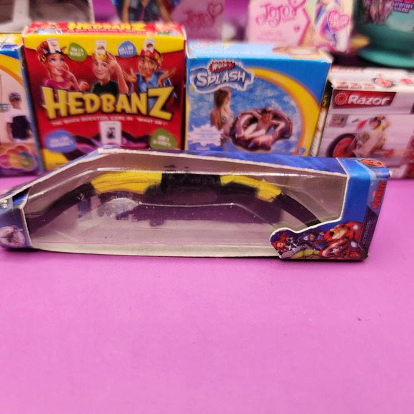 Zuru Mini Brands Toy Lot 13 Justice Marvel Razor Wham O Itty Bitty Prettys - Picture 2 of 6